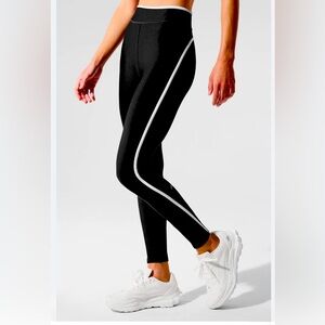 ALO Yoga Black Charger Leggings